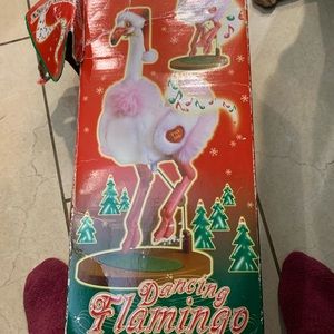 Christmas plush flamingo animated dancing ( no music)